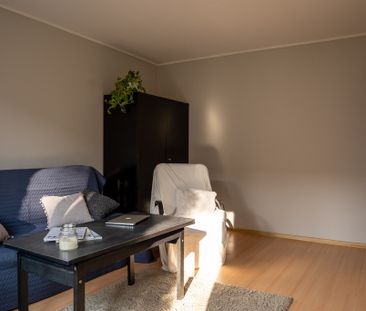 Zwierzolubna kawalerka do wynajęcia os.Niedźwiadek - Photo 2