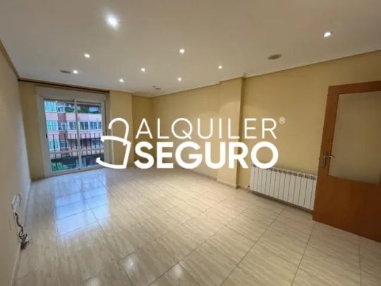 Piso en alquiler en los Villares - Photo 1
