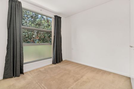 Lifestyle Living Steps from King Street - Photo 3