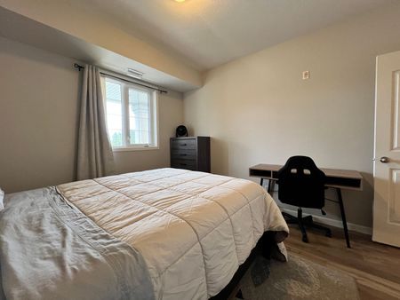 Student Friendly Fully Furnished 2 Bed, 2 Bath Condo Close to UBCO, WiFi Included! - Photo 5