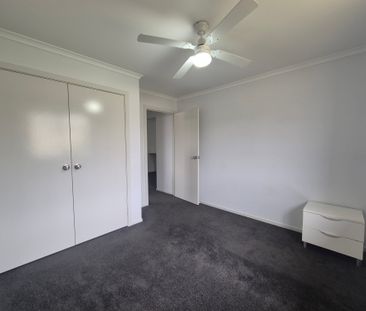 Comfort and Convenience on Kauri Street - Photo 3