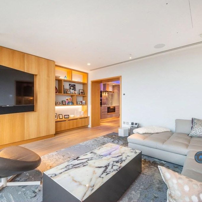 3 bedroom flat to rent - Photo 1