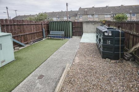 23 Clanmorris Close, Bangor, BT20 4EY - Photo 4