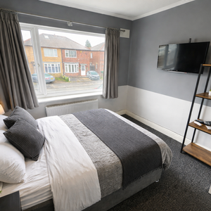 3 bedroom semi-detached house to rent - Photo 2