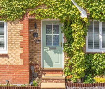 4 bedroom detached house to rent - Photo 1