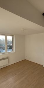 Location Appartement 3 pièces 75m² HAUBOURDIN 59320 - Photo 3