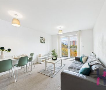 2 bedroom flat to rent - Photo 2