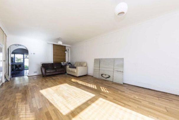 Altenburg Avenue - Photo 1