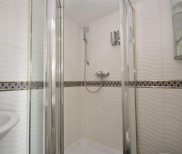 4 bedroom property to rent - Photo 6