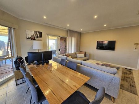 EXQUISITE CITY-VIEW HOME WITH PREMIER AMENITIES - Photo 3