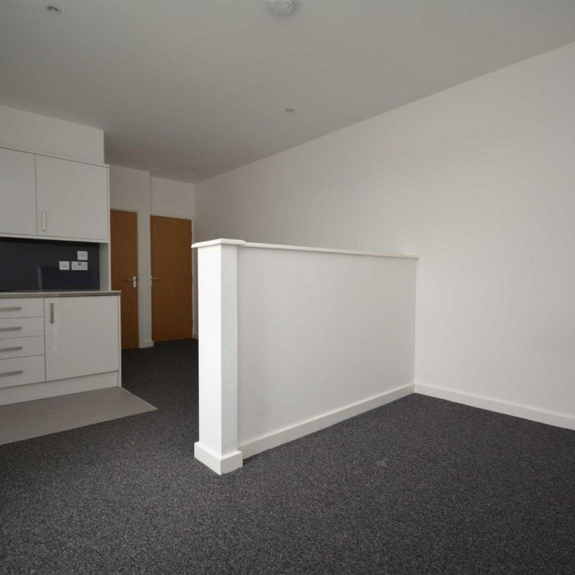 1 bed Flat for Rent - Photo 1