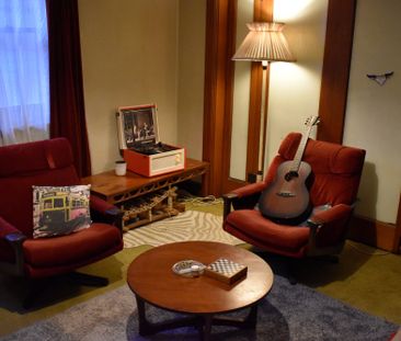 Carlton North - Photo 1