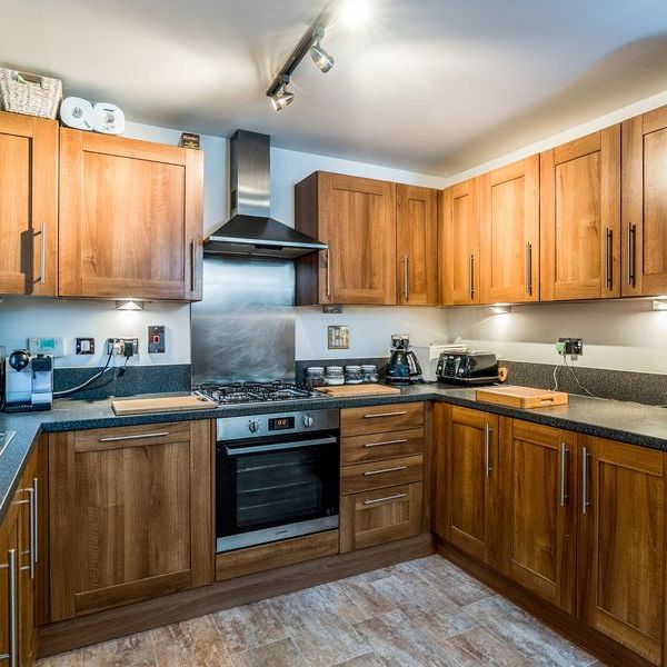 2 bedroom house to rent - Photo 1