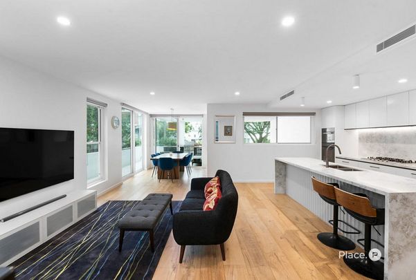 3/8 Carlton Street, Highgate Hill QLD 4101 - Apartment For Rent | Domain - Photo 1