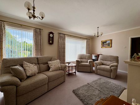 3 bed detached house to rent in Elgar Avenue, Hereford, HR1 - Photo 3