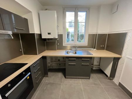 Location Appartement 3 pièces 74m² COULOMMIERS 77120 - Photo 4