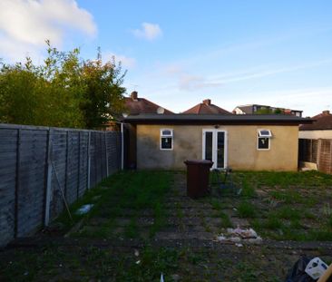 2 bedroom semi-detached house to rent - Photo 5