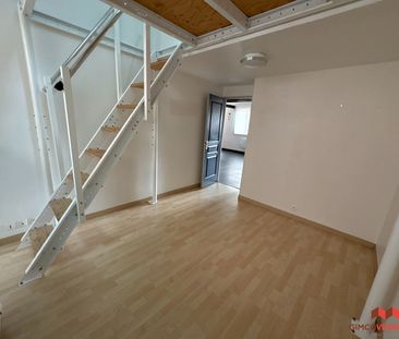 Location Appartement 5 pièces 103m² - Photo 2