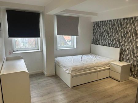 2 bedroom flat to rent - Photo 4