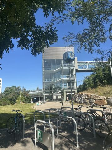 120 Meter zur U1 Oberlaa- Sonnige, barrierefreie südseitige Wohnung- inkl. Küche - Foto 3