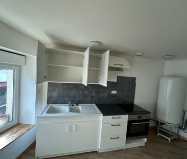 Joli F3 duplex de 65m2 à louer Unieux - Photo 2