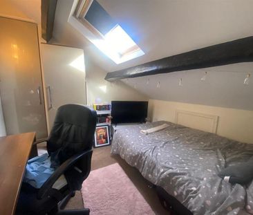 2 bedroom private hall to rent - Photo 2