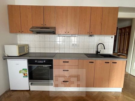 Pronájem bytu 1+kk 28 m2 - Фото 2