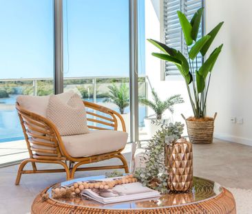 Luxury Waterfront Living! - Photo 1