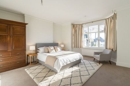 4 bedroom detached house to rent - Photo 5