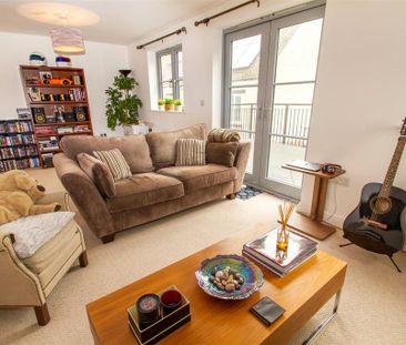 2 bedroom apartment to rent - Photo 2