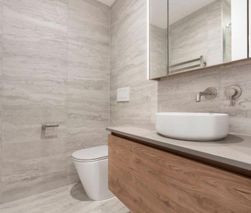Well presented architecturally designed townhouse - Photo 6