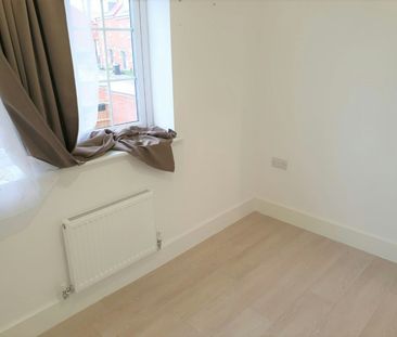 Detached house to rent on - Photo 5