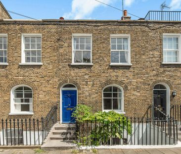 SHORT LET - An exceptional two bedroom house in the heart of Islington, offering charm and character - Photo 6