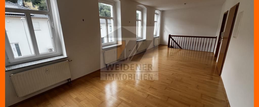 Maisonette-Whg. mit EBK, Balkon, Wanne und Dusche in Gera-Debschwitz! - Photo 1