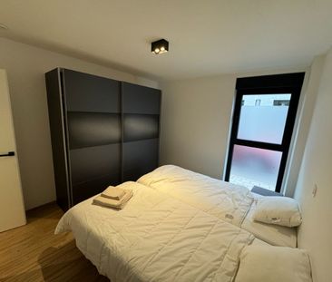 Appartement te huur in Sint-Niklaas - Photo 2