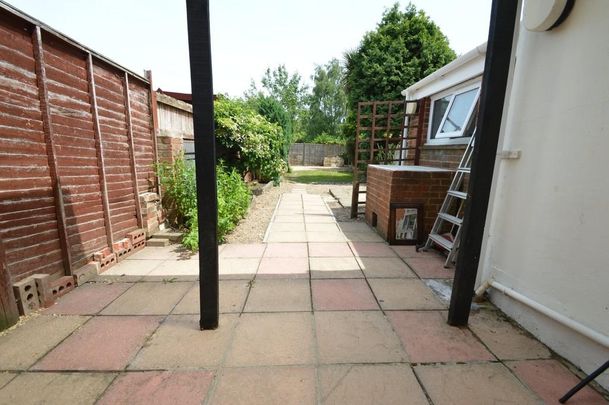 2 bedroom semi-detached house to rent - Photo 1