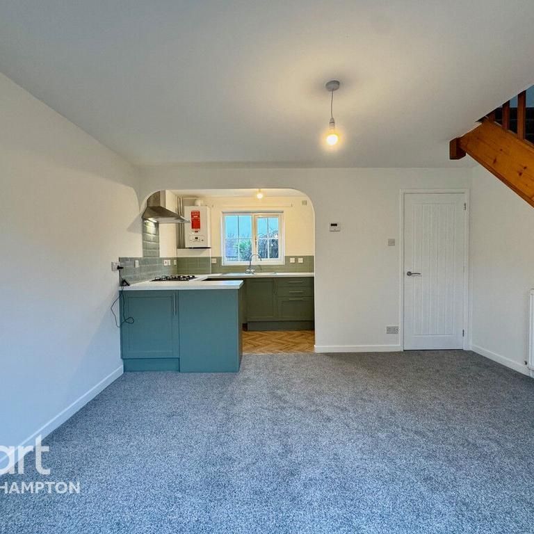 2 bedroom semi-detached house to rent - Photo 1