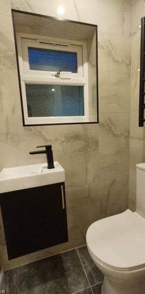 Studio Flat, Valentine Road, HA2 - Photo 1