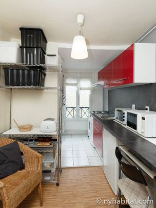 Logement à Paris, Location meublée - Photo 1