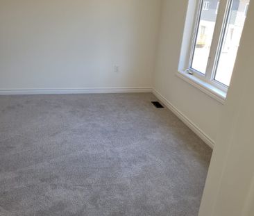 For Lease - 12 Poole Street, Brant, Ontario - Photo 3