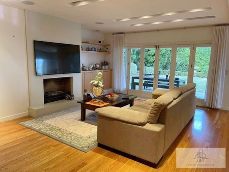 Luxurious 5 bedroom Mansion for rent, Remuera - Photo 5
