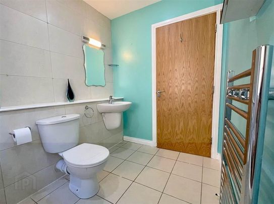 10 Woodberry Lane, Dunmurry, Belfast, BT17 0JX - Photo 1