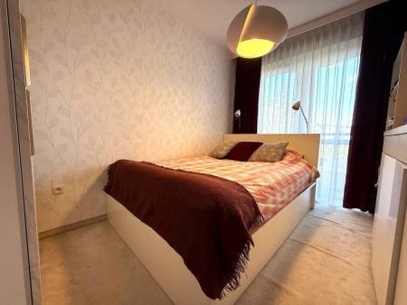 Duże mieszkanie z wyposażeniem, trzy balkony - Photo 3