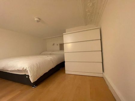 Studio to rent - Photo 2