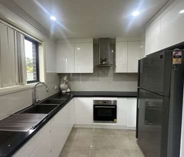 Charming Two-Bedroom Granny Flat - Photo 5