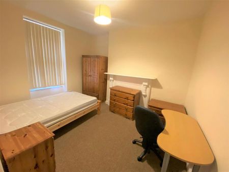 7 bedroom house to rent - Photo 4