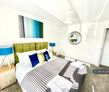 2 bedroom flat to rent - Photo 6