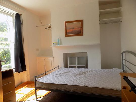 3 bedroom end of terrace house to rent - Photo 1