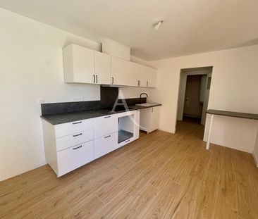Location Maison 3 pièces 89m² - Photo 2