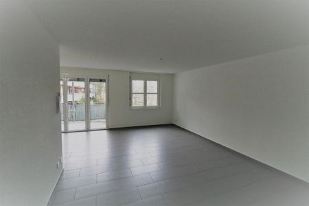 Bel appartement de 3½ pièces / Grosszügige 3½-Zimmerwohnung - Photo 2